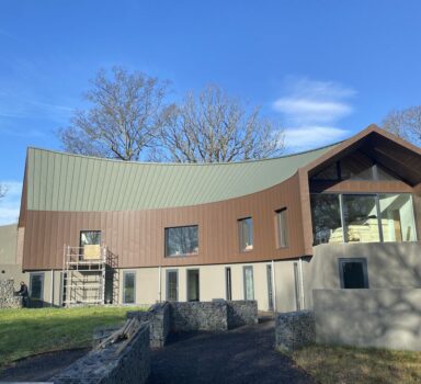 Curved Roof, Horsham